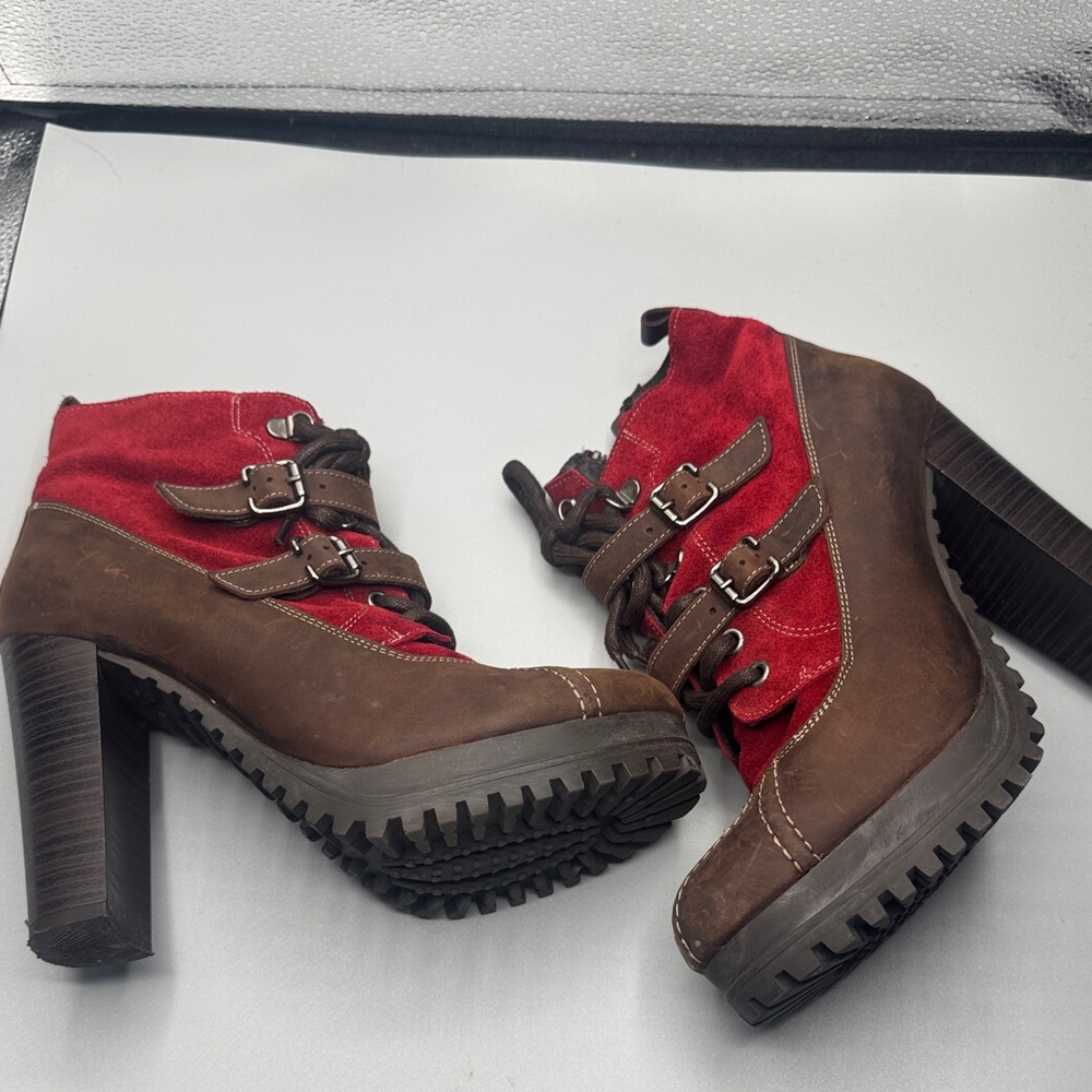 BATA size 9 Lug sole High Heel 4” Duck Boots Red Suede Brown Leather Straps